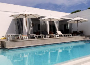 Villa DELAMAR, Binissafuller